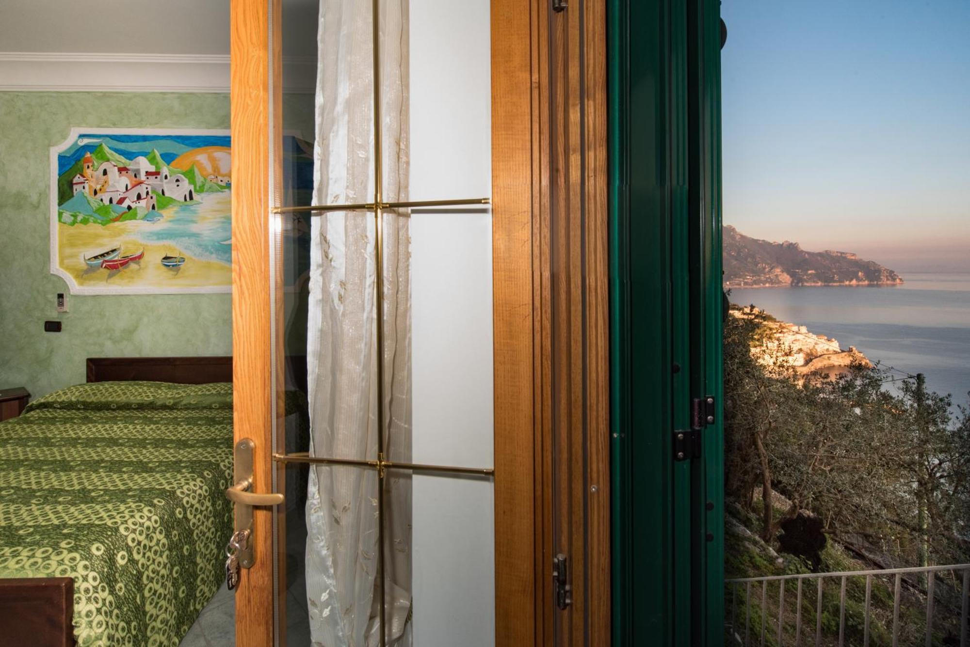 H.H.Le Palme Bed & Breakfast Amalfi Eksteriør bilde